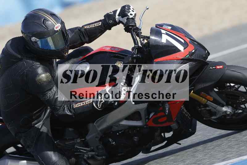 /Archiv-2024/01 26.-28.01.2024 Moto Center Thun Jerez/Gruppe gruen-green/77